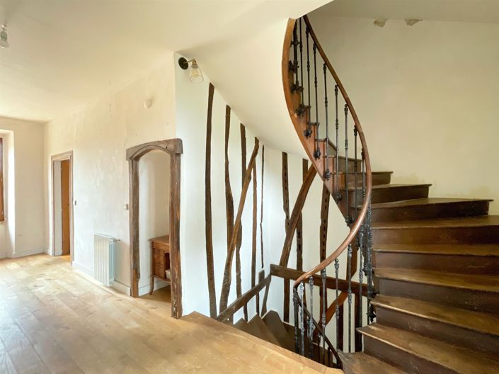 Image No.6-4 Bed House for sale