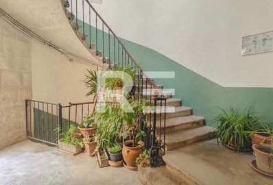 1 - Nîmes, Apartment