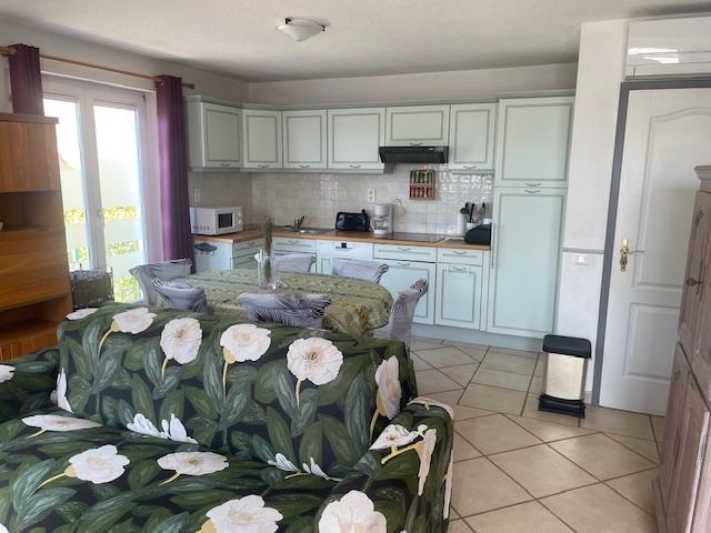 Image No.2-3 Bed House for sale