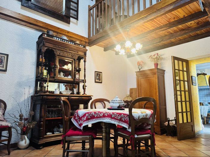 Image No.26-4 Bed House for sale