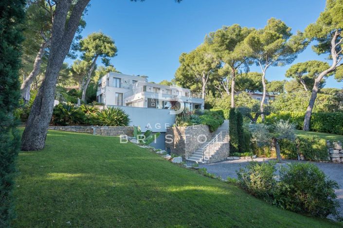 Image No.24-4 Bed House for sale