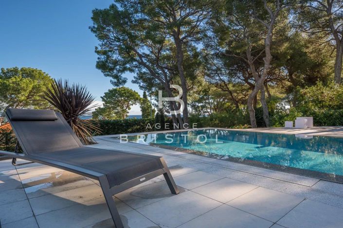 Image No.25-4 Bed House for sale