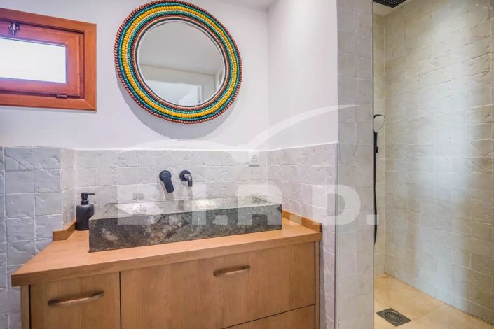 Image No.22-House for sale