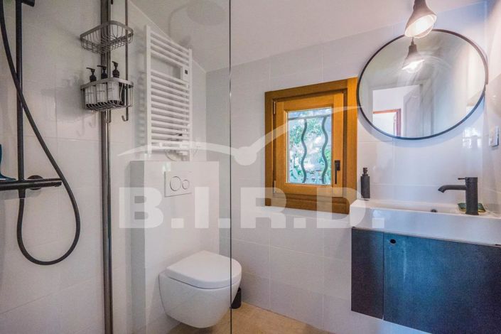 Image No.24-House for sale