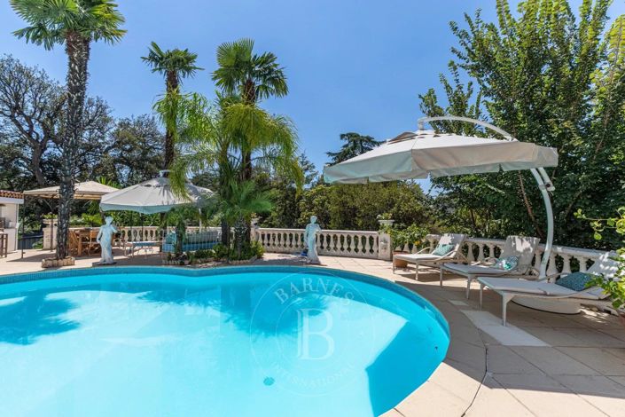 Image No.12-7 Bed House for sale