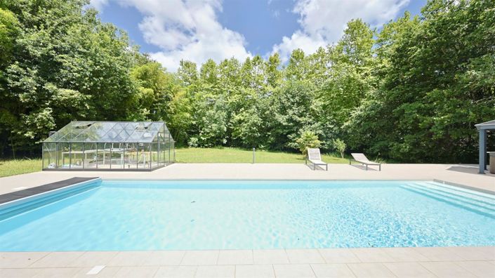 Image No.18-5 Bed House for sale