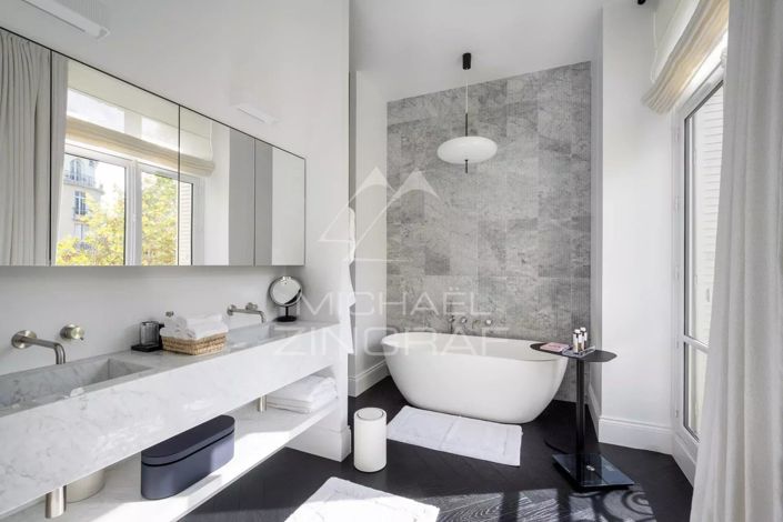 Image No.13-6 Bed Apartment for sale