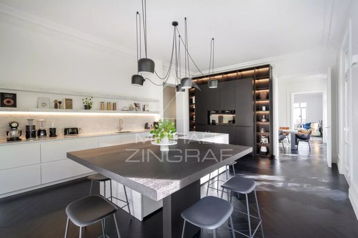 Image No.8-6 Bed Apartment for sale