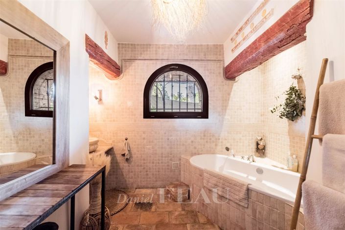 Image No.14-5 Bed House for sale