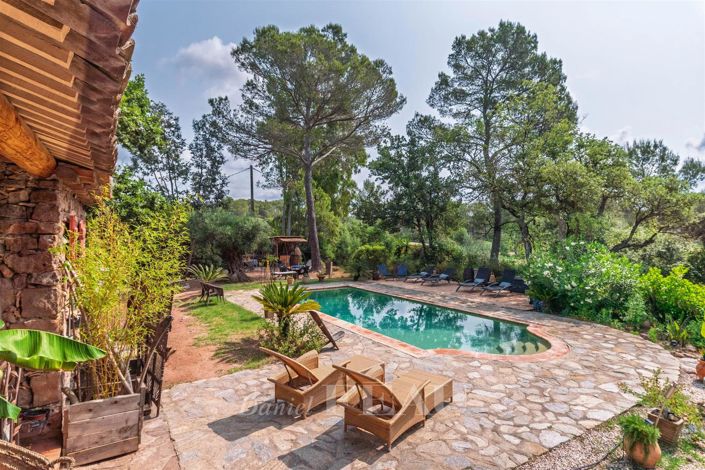 Image No.5-5 Bed House for sale