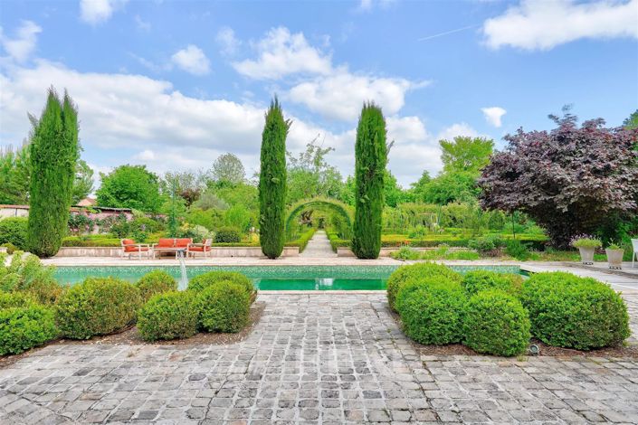 Image No.9-6 Bed House for sale