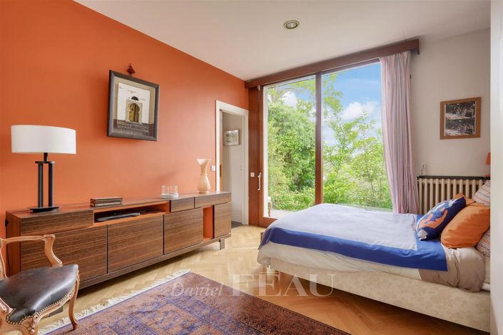 Image No.13-4 Bed House for sale