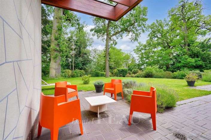 Image No.18-4 Bed House for sale