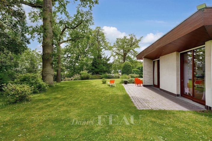 Image No.8-4 Bed House for sale