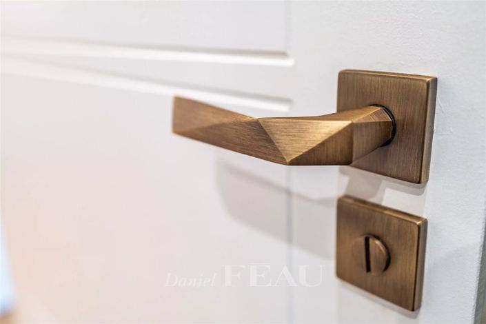 Image No.16-6 Bed Apartment for sale