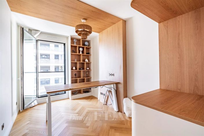 Image No.17-6 Bed Apartment for sale