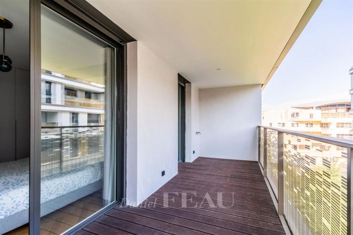 Image No.21-6 Bed Apartment for sale