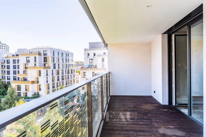 Image No.26-6 Bed Apartment for sale