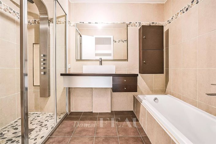 Image No.14-4 Bed Apartment for sale