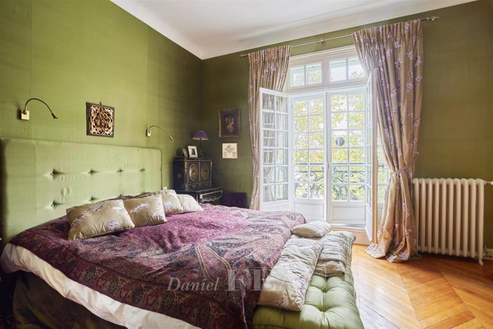 Image No.18-4 Bed Apartment for sale