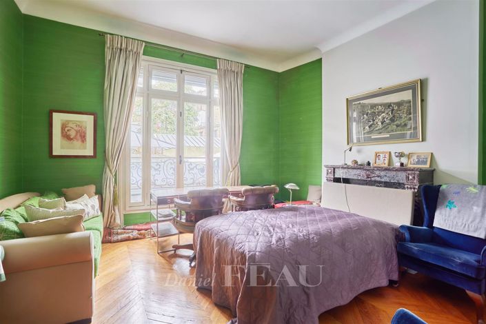 Image No.23-4 Bed Apartment for sale