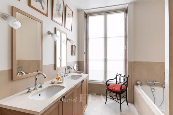 Image No.12-3 Bed Apartment for sale