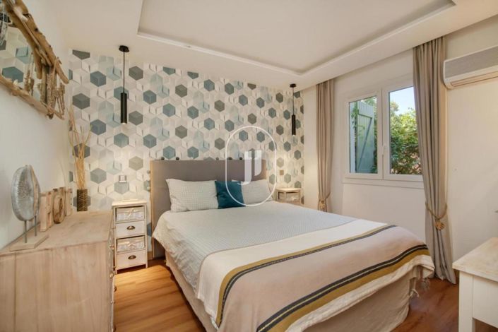 Image No.10-4 Bed House for sale