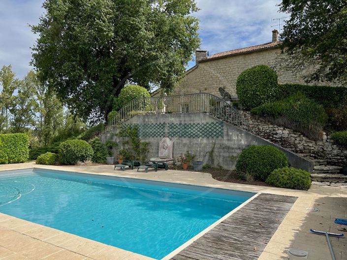 Image No.3-4 Bed House for sale