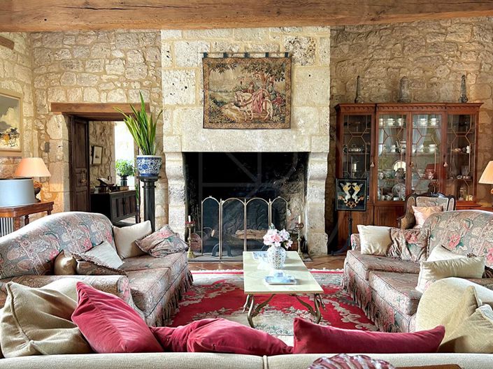 Image No.9-4 Bed House for sale