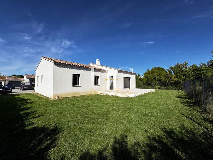 Image No.1-4 Bed House for sale