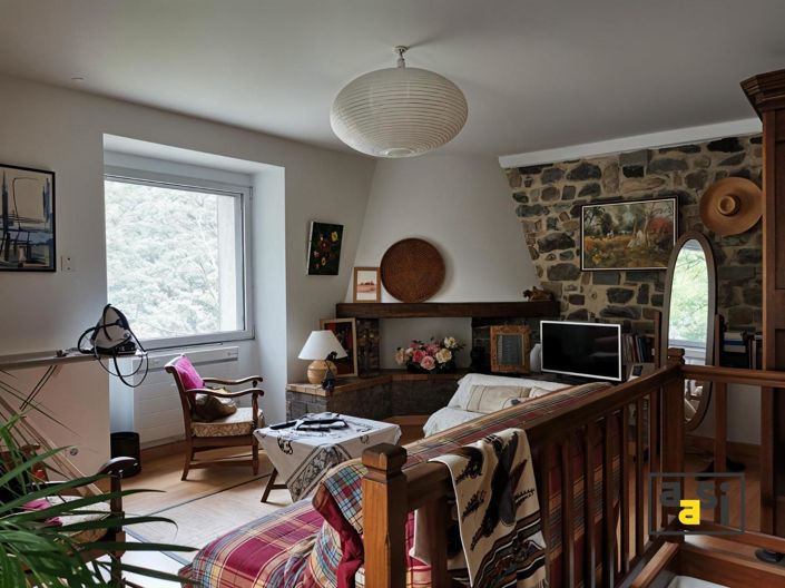 Image No.9-2 Bed House for sale