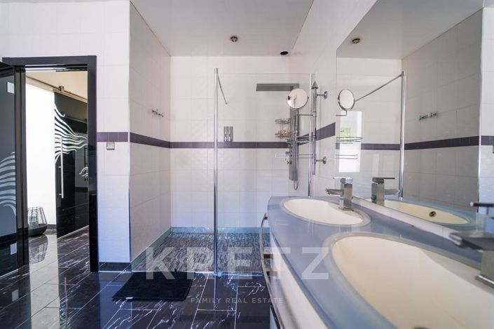 Image No.14-4 Bed Property for sale