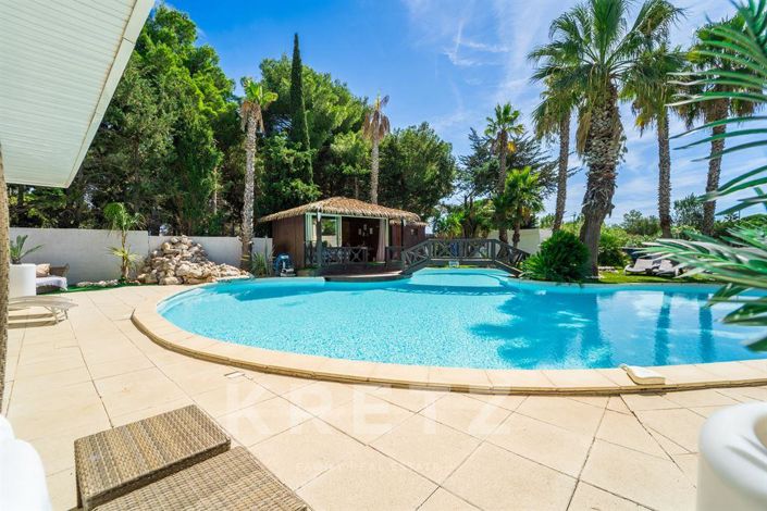 Image No.3-4 Bed Property for sale