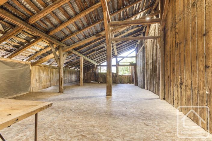 Image No.23-4 Bed Property for sale