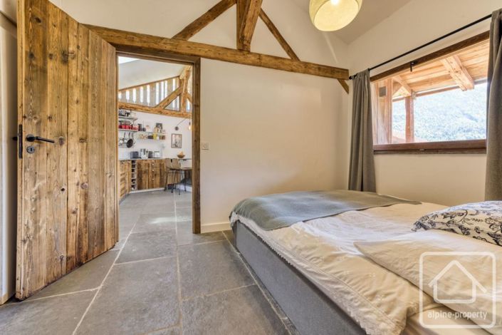 Image No.38-4 Bed Property for sale