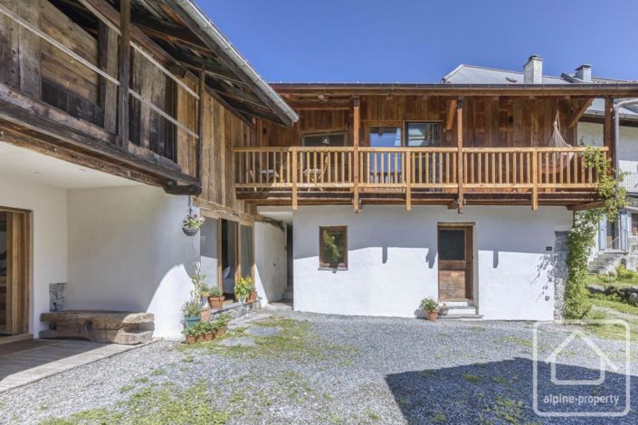 Image No.9-4 Bed Property for sale