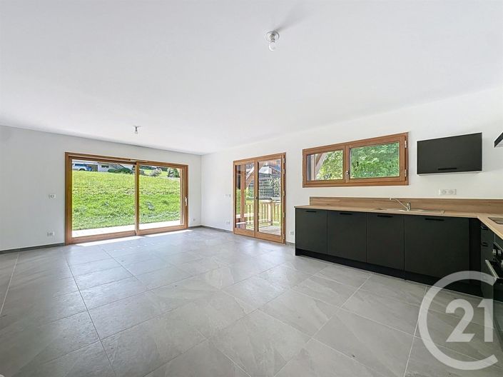 Image No.1-3 Bed Apartment for sale
