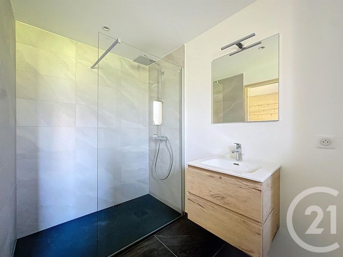 Image No.12-3 Bed Apartment for sale