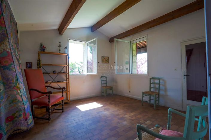 Image No.18-4 Bed House for sale