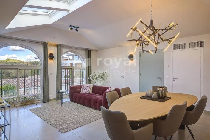 Image No.12-4 Bed House for sale