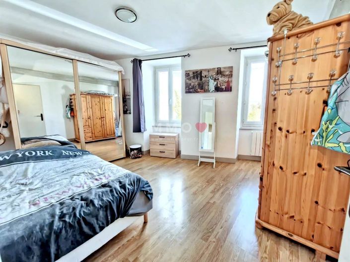 Image No.8-Maison de 3 chambres à vendre à Saint-Jean-d'Angély