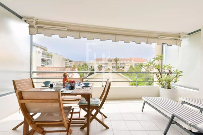 Image No.1-2 Bed Apartment for sale
