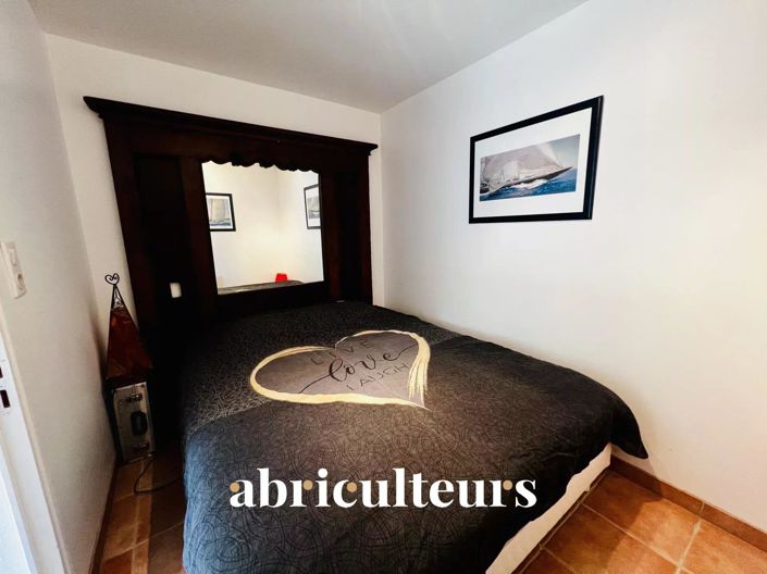 Image No.14-4 Bed House for sale