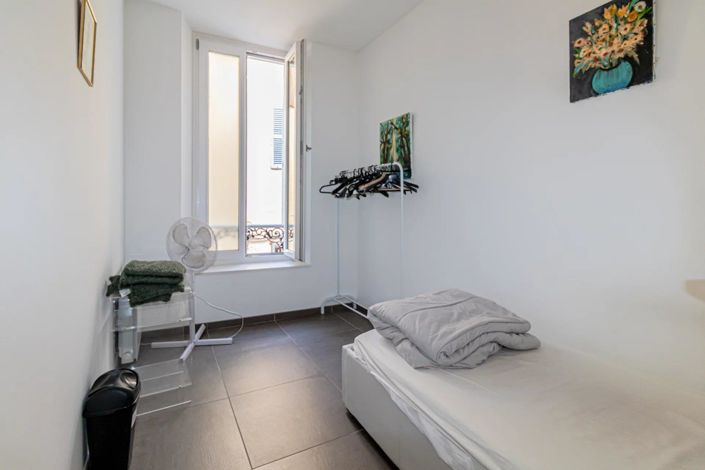 Image No.22-3 Bed Apartment for sale