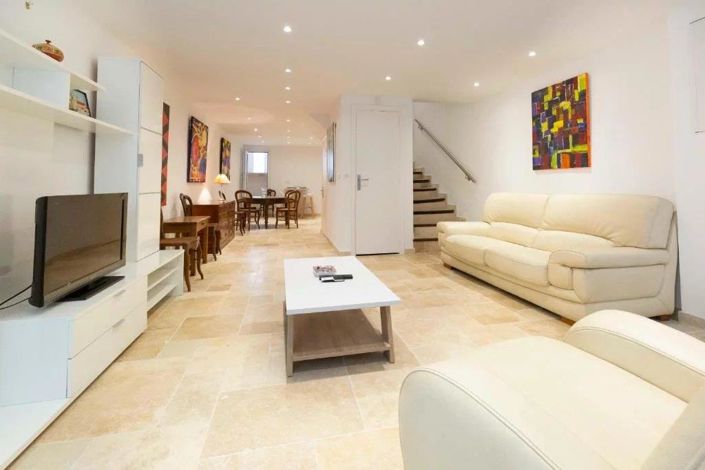 Image No.3-3 Bed Apartment for sale