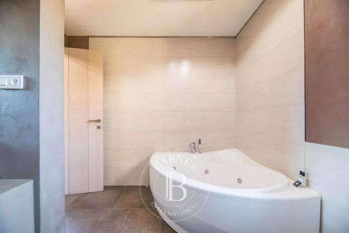 Image No.12-Maison de 4 chambres à vendre à Corse