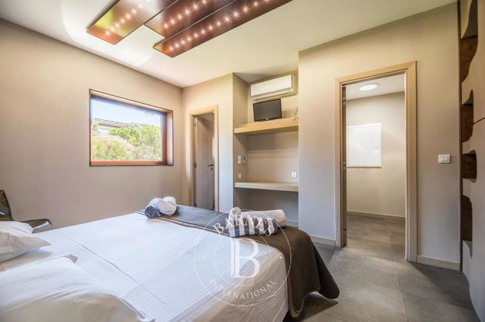 Image No.13-Maison de 4 chambres à vendre à Corse