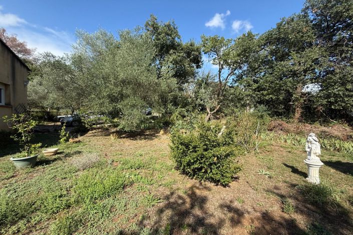 Image No.6-3 Bed House for sale