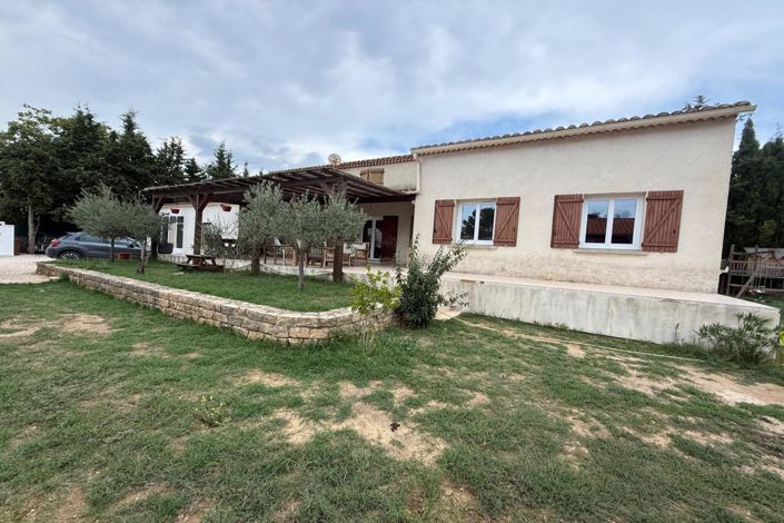 Image No.1-Maison de 5 chambres à vendre à Uzès