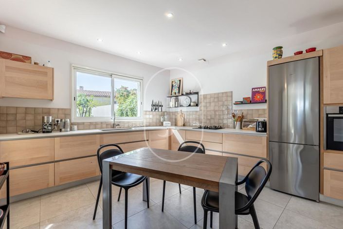 Image No.3-Maison de 3 chambres à vendre à Saint-Saturnin-lès-Avignon